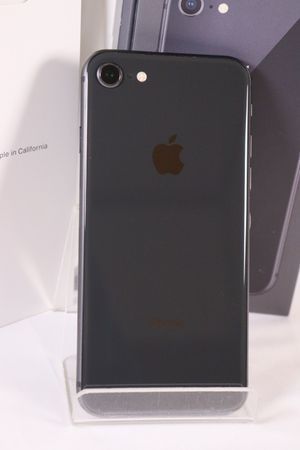 iPhone 8 64GB Space Gray IOS14.0.1 www.krzysztofbialy.com