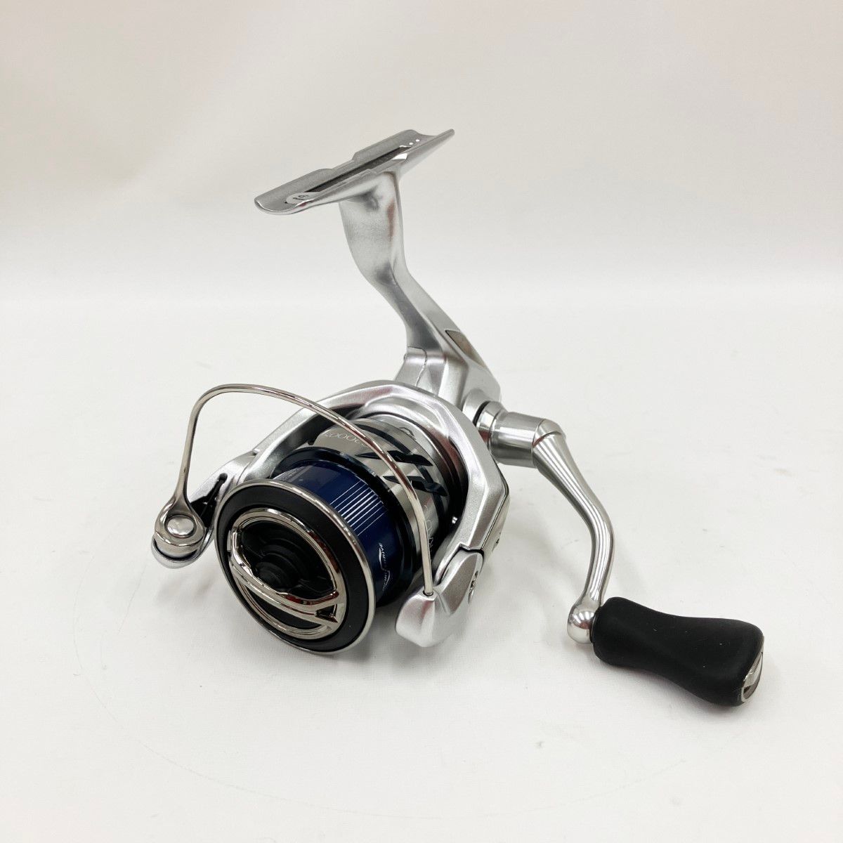 シマノ ストラディック C2000S (リール) 価格比較 - 価格.com