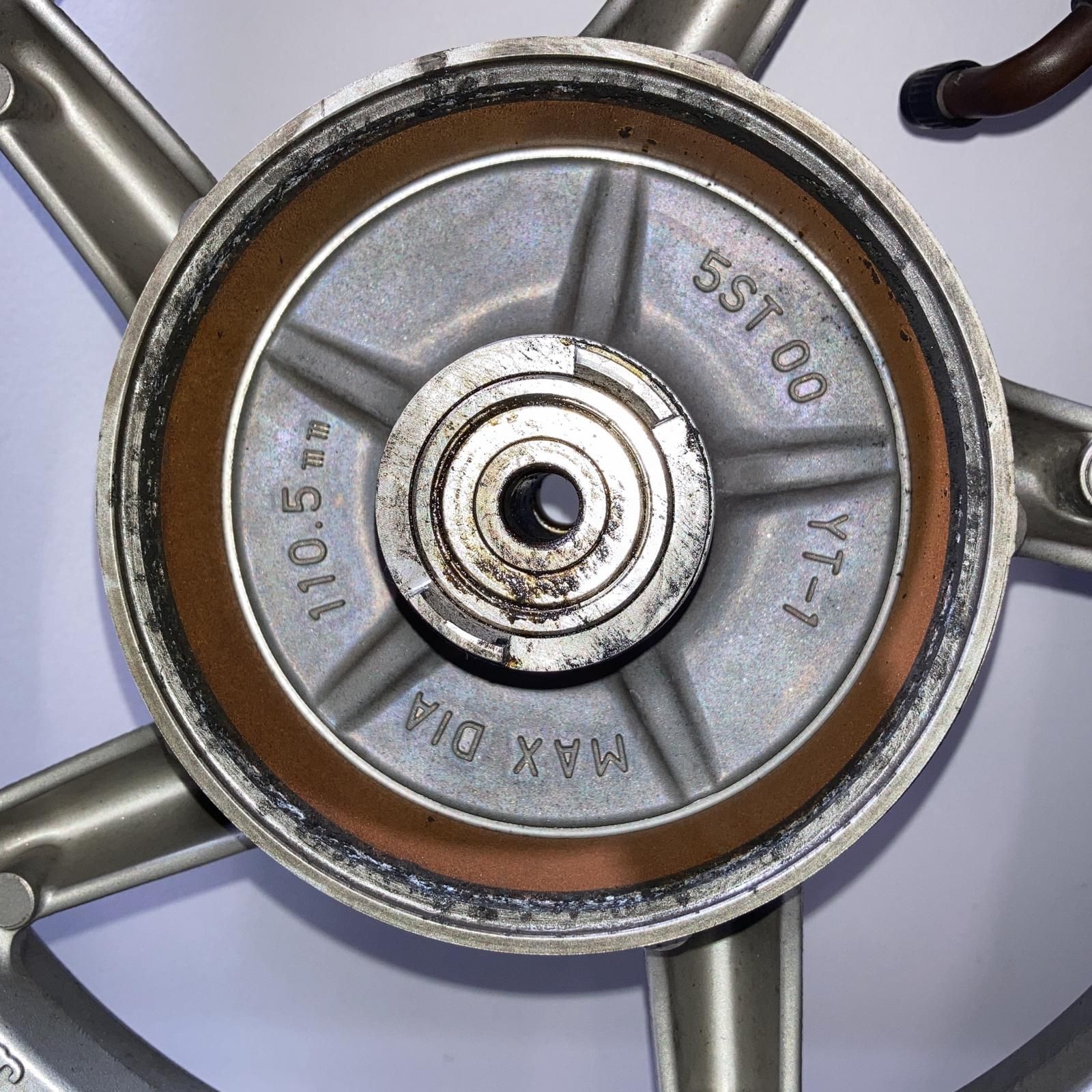YAMAHA ビーノ50 SA26J 純正 フロントホイール VINO (C-24-1029-1 YAMAHA ビーノ50 SA26J 純正 フロントホイール VINO (C-24-1029-1