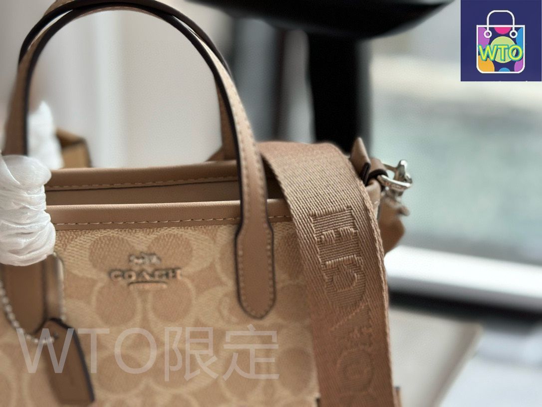 今日 Coach コーチ シティ ミニ トートバッグ ボックス付き 優雅とファッションを兼ね備え