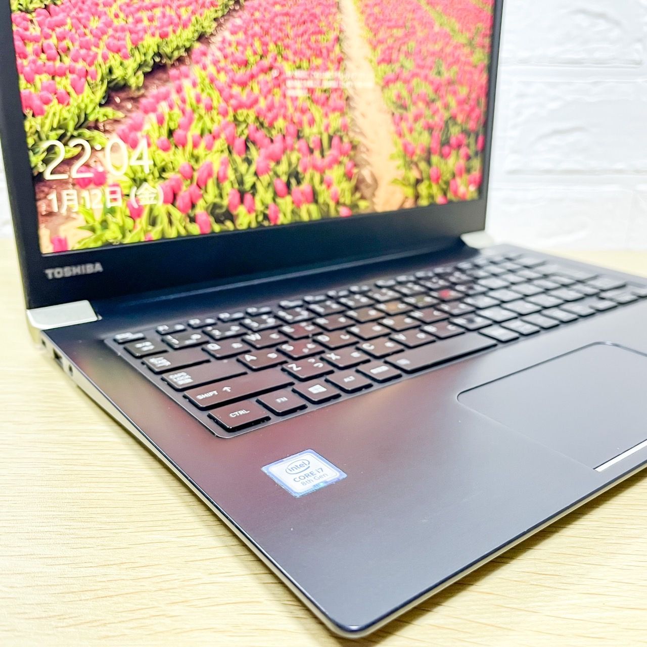 軽量モデル】東芝 dynabook U63/H 第8世代 Core-i7 メモリ:8GB SSD:256GB FHD13.3インチ  Thunderbolt3 Windows10 Pro バッテリー良好 - メルカリ