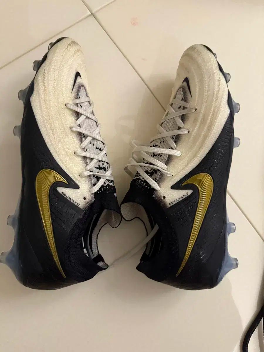 プレデタープレシジョン 27.5 マニア ベッカム 限定 エリート