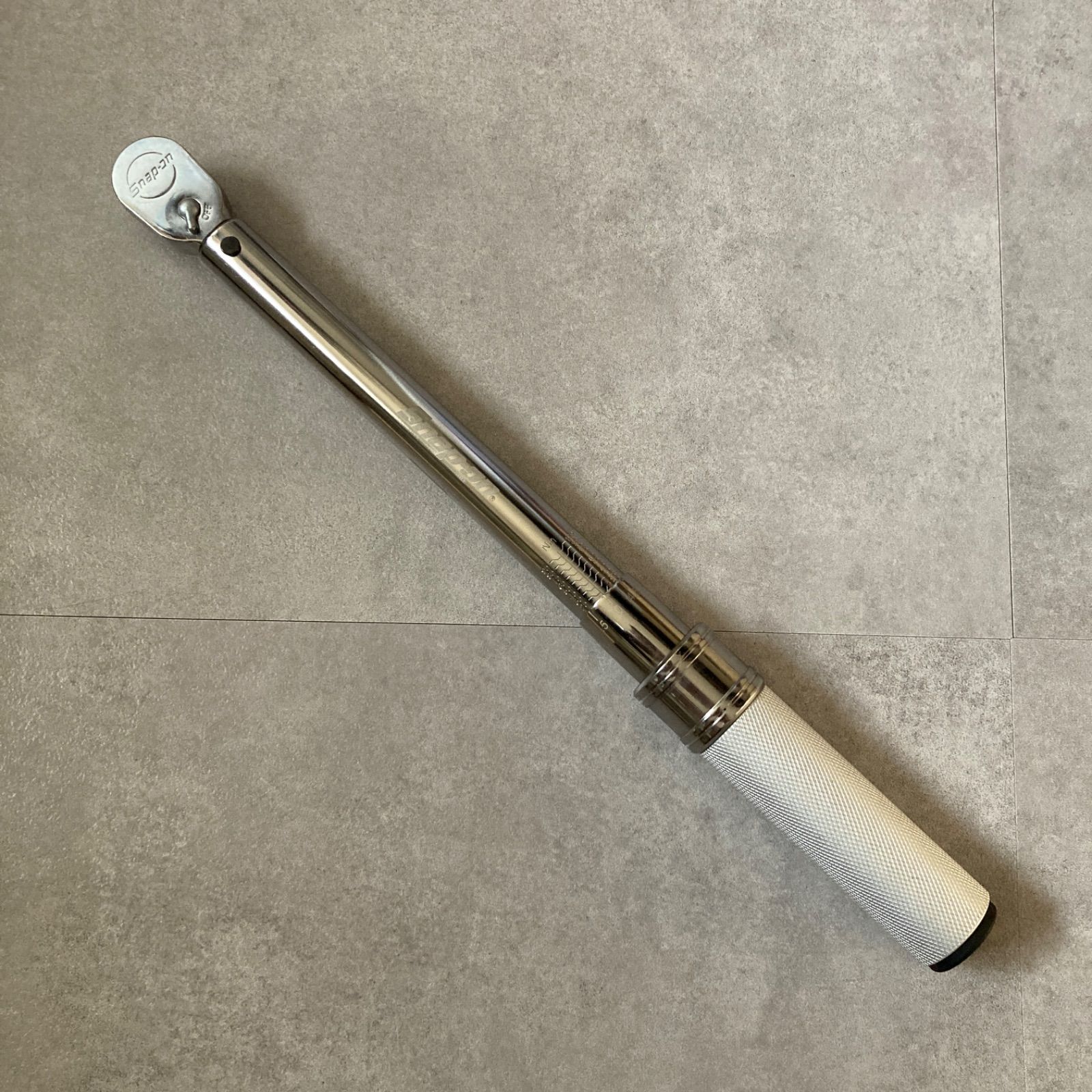 Snap-on スナップオン 3 8 9.5mm ダイヤル式トルクレンチ QDシリーズ QD2RN100A 締付工具 シルバー