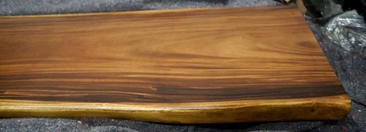 響く 材 ウォールナット 無垢 一枚板 天然木 テーブル天板 MARWIL-DEMENAGEMENTS_CH