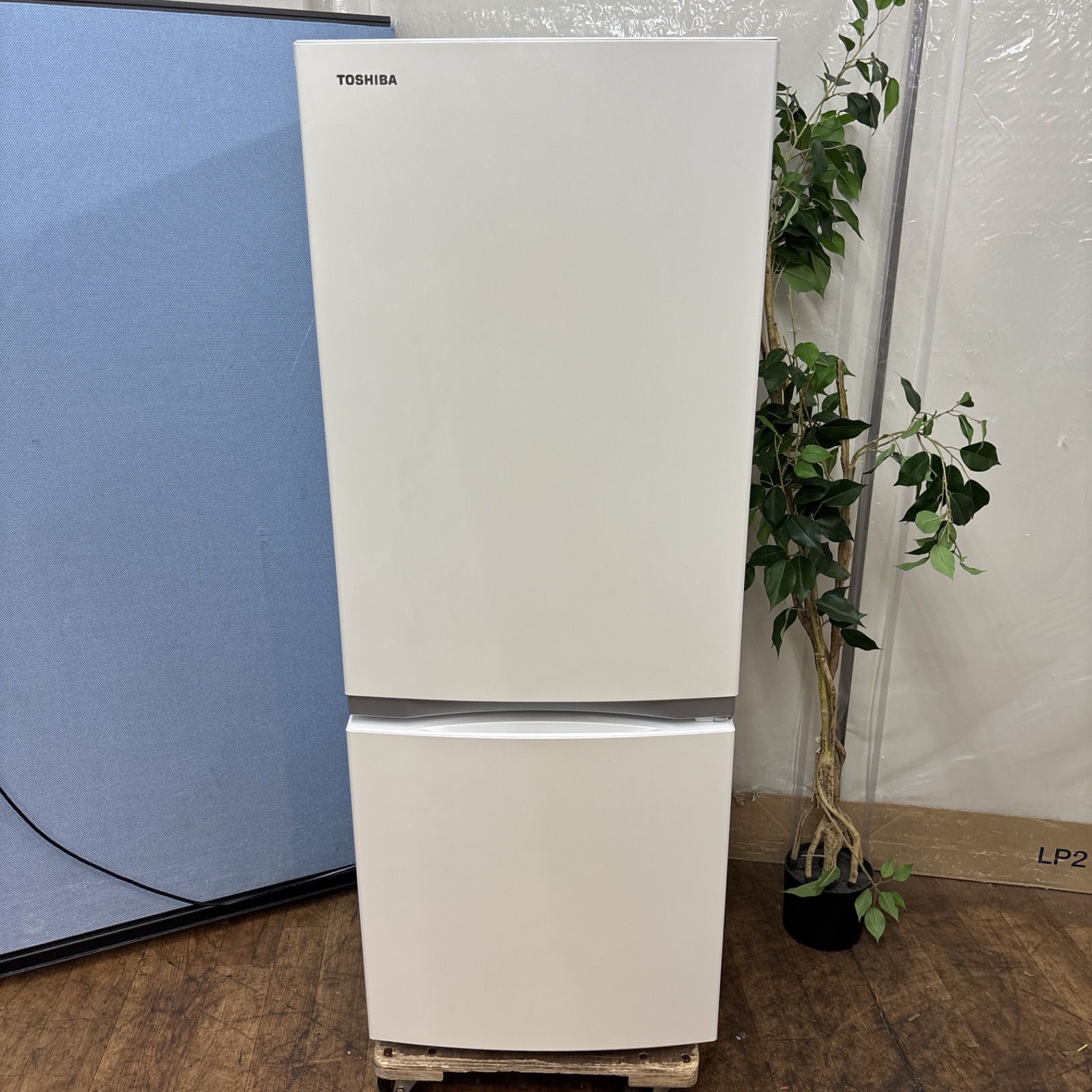 I692 🌈 名古屋市近郊配送設置無料！ TOSHIBA 冷蔵庫 (153L