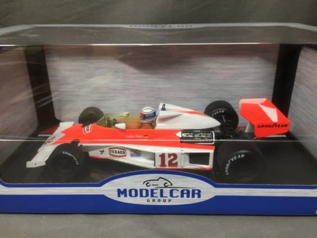 PMA  1/18 マクラーレンM23　J.Mass1976（未展示品） No.83 ミニチャンプス 1/18 マクラーレンM23（1977年イギリスGP