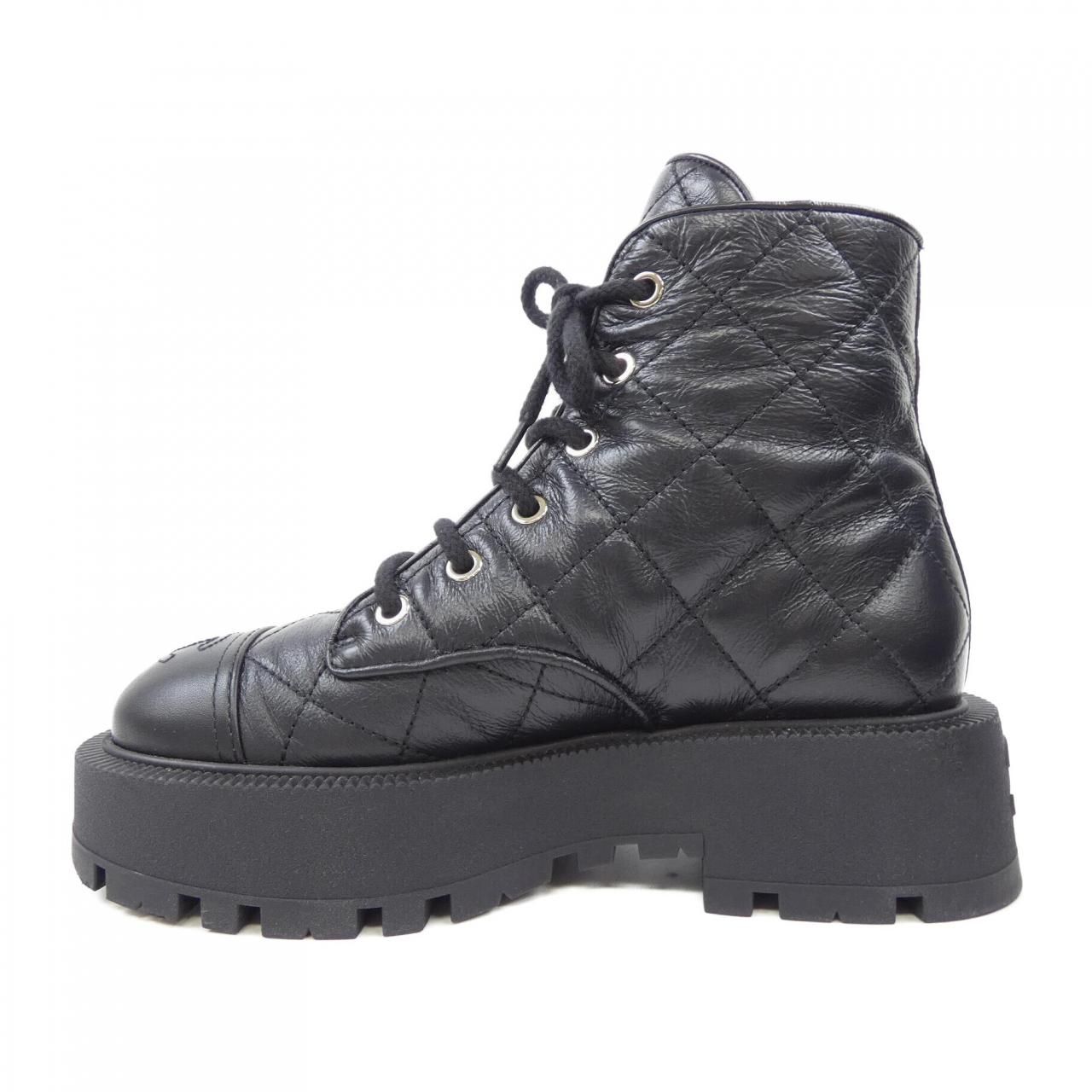 コンバットブーツ