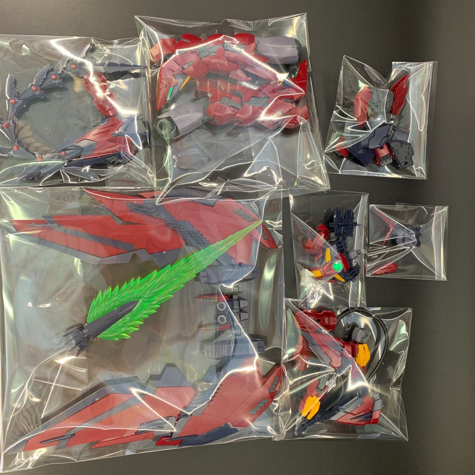 ガンプラ MG 1/100 ガンダムエピオン EW 【組立済ジャンク