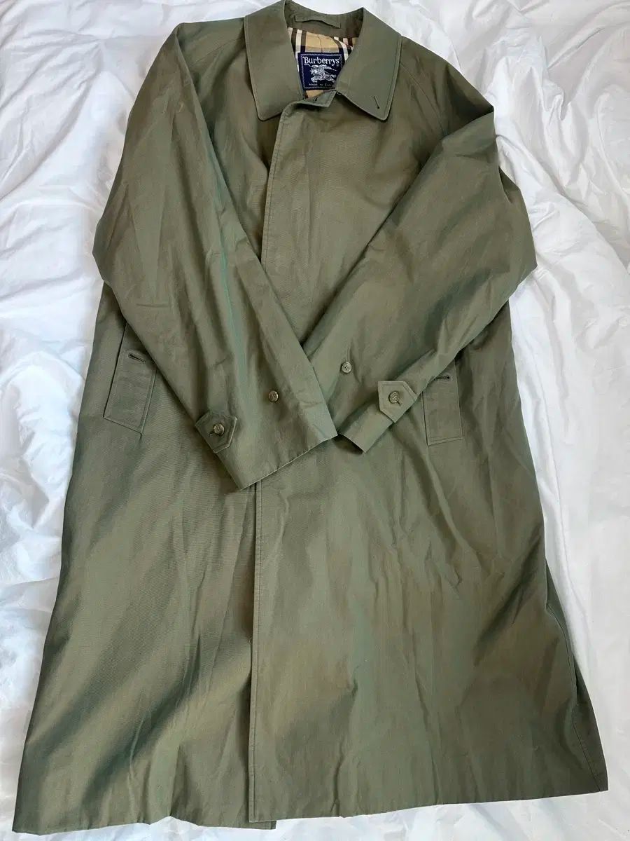 BURBERRY(バーバリー ) 1 つのパネル トレンチ ダンフライカラー 56long