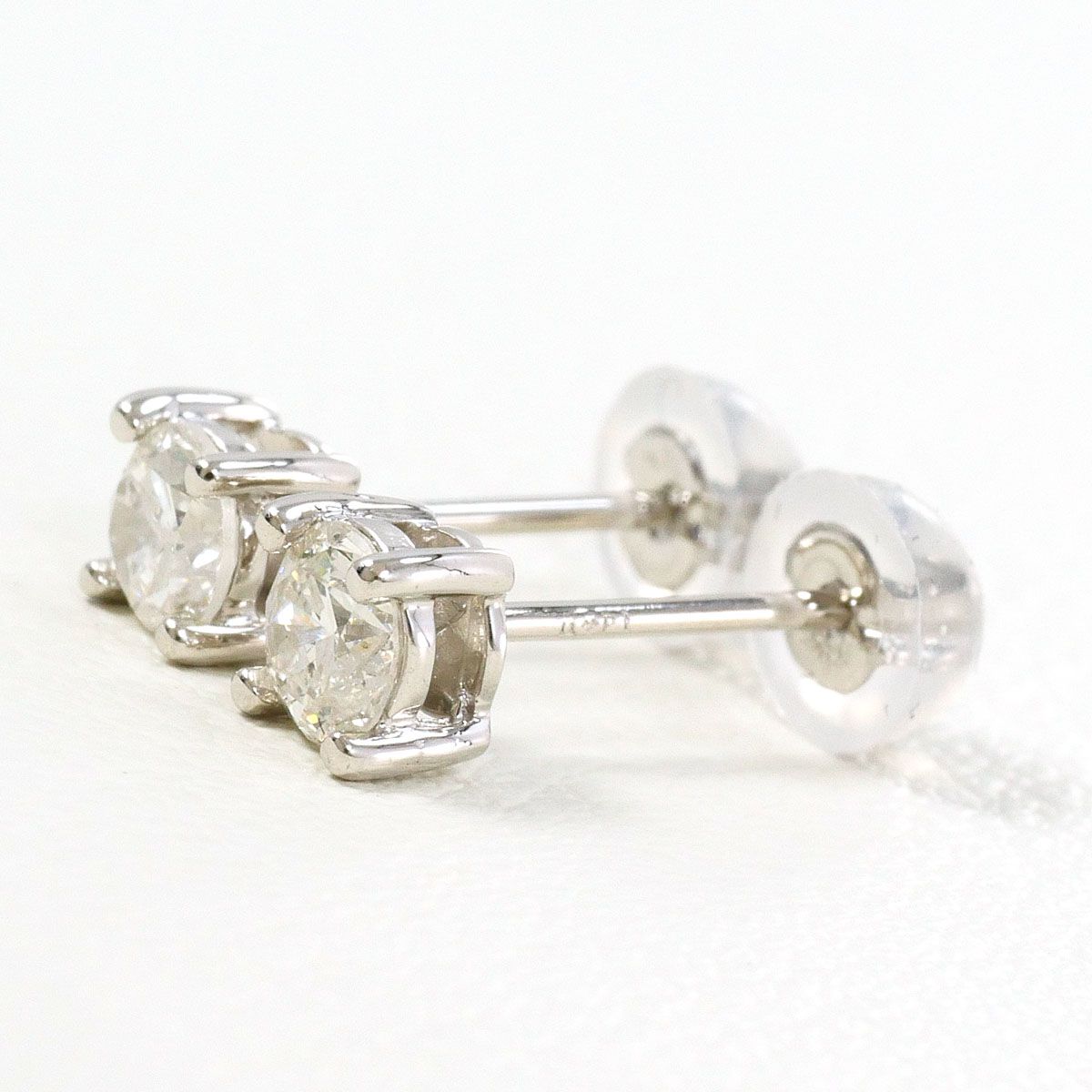 PT プラチナ ピアス ダイヤモンド 0.20ct I1 鑑定書 総重量0.7g