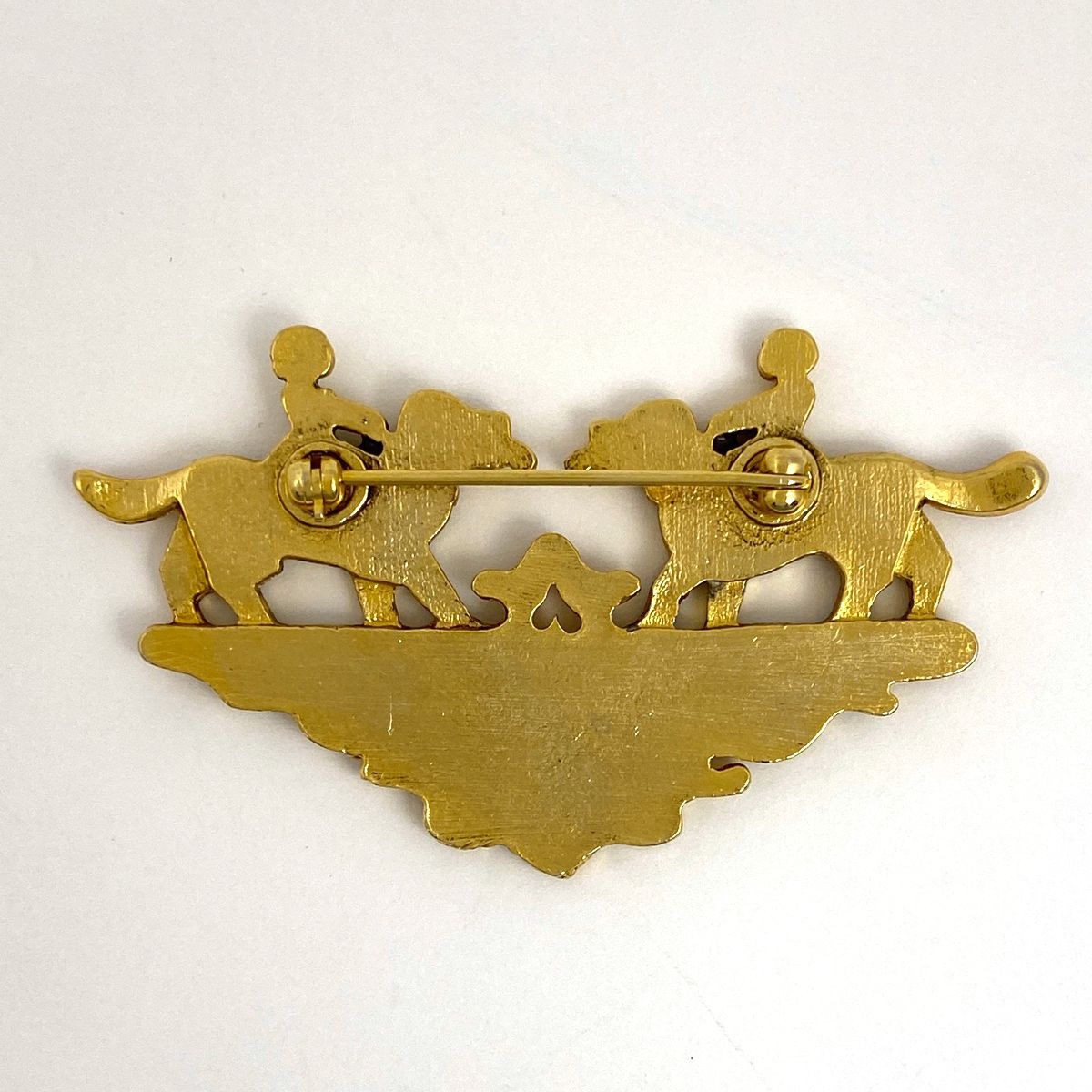 エルメス HERMES 犬と少女モチーフ ブローチ 七宝焼き ブローチ