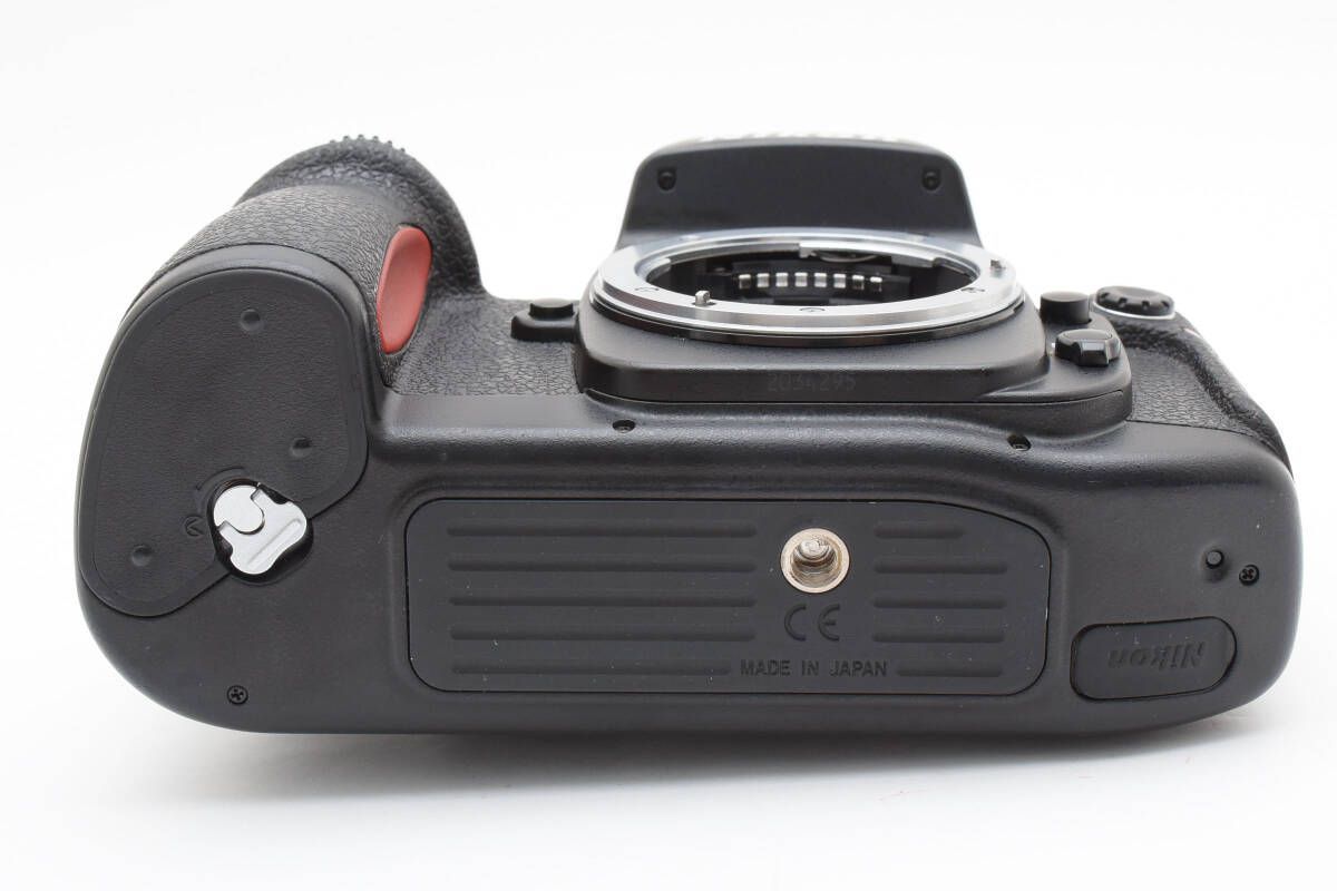 ニコン　Nikon F100 フィルムカメラボディ CONTAX ニコン Nikon F100 35mm フィルム カメラボディ 美品