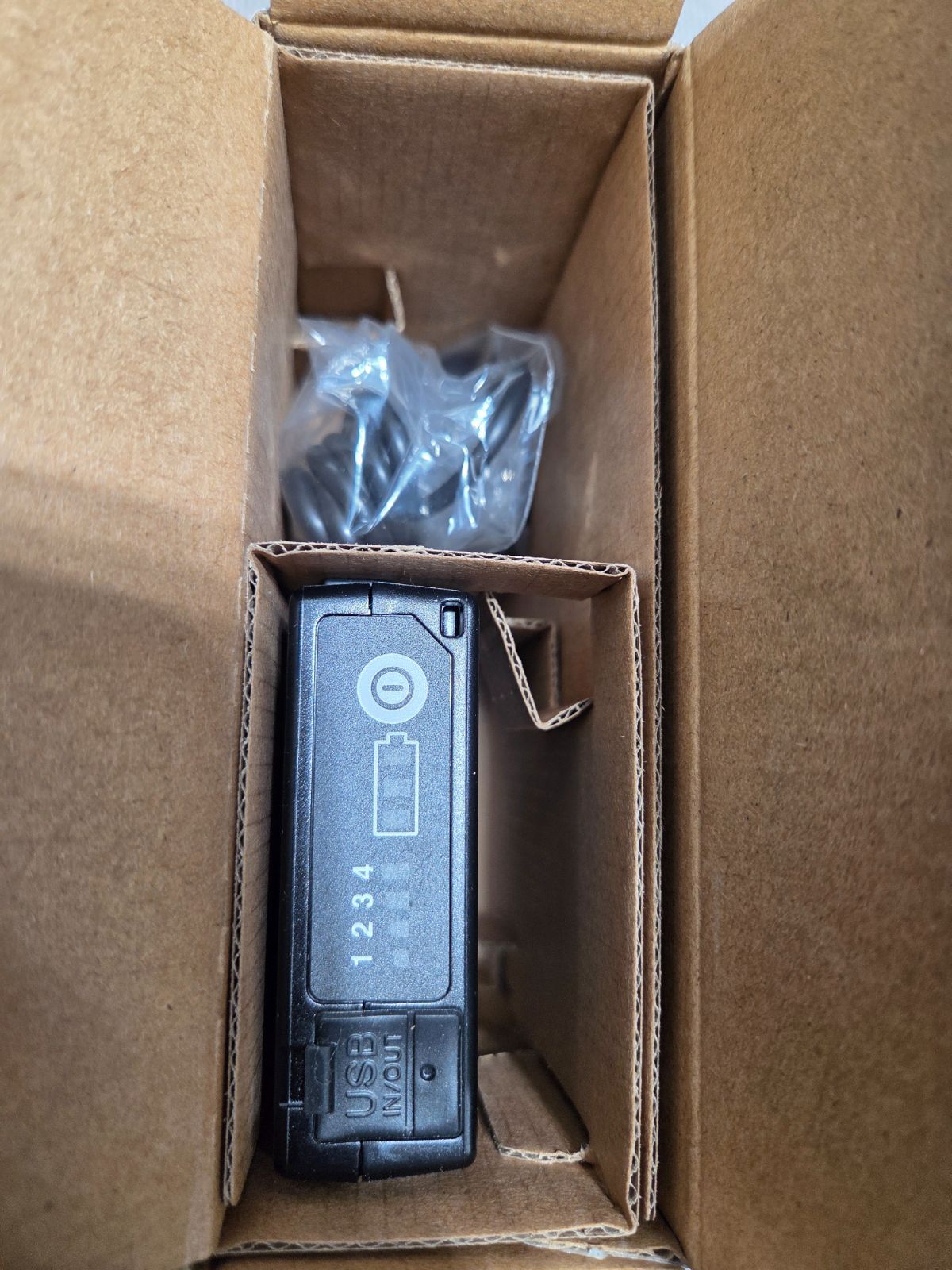 未使用品】makita マキタ 割引 薄型バッテリ BL1055B/A-72126 ファン