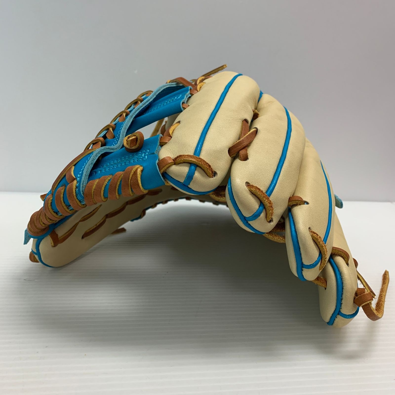 グローブ グラブ