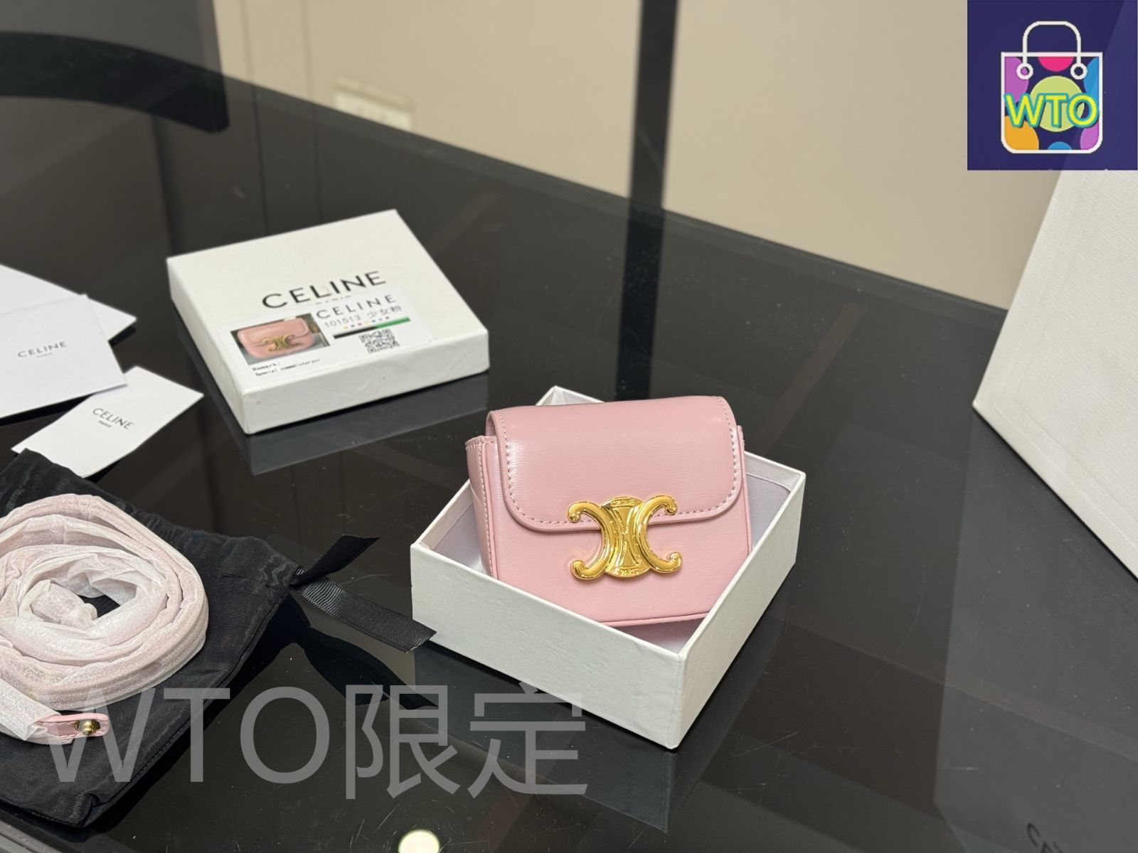 美品‼️CELINE ♡ Vintage ♡ mini Wallet $_57.JPG?set_id=880000500F