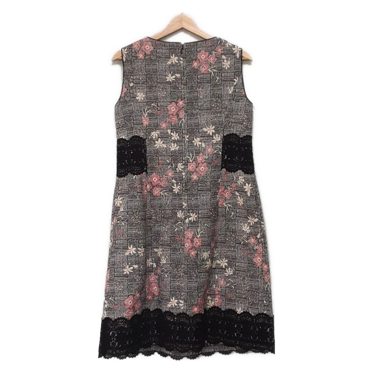 SUPERBEAUTY スーパービューティー ワンピース サイズ42 L レディース - 黒×白×マルチ