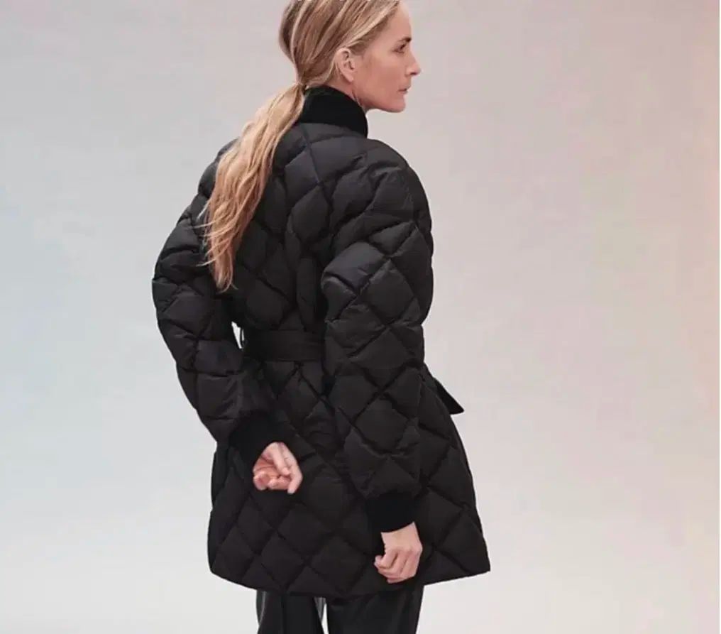 Hermes(エルメス) キルティング コート ダウン - メルカリ