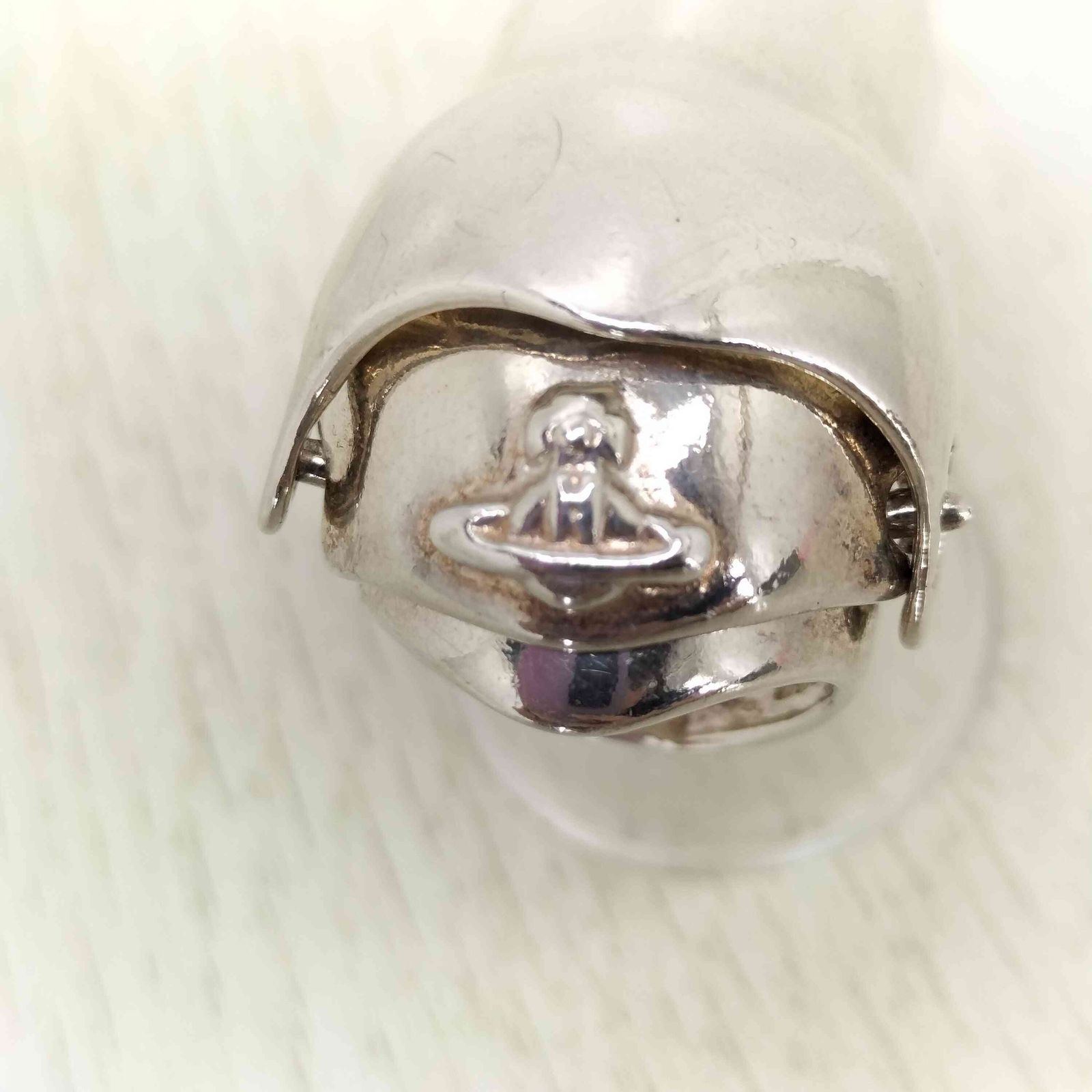 ヴィヴィアンウエストウッド Vivienne Westwood KNUCKLE RING
