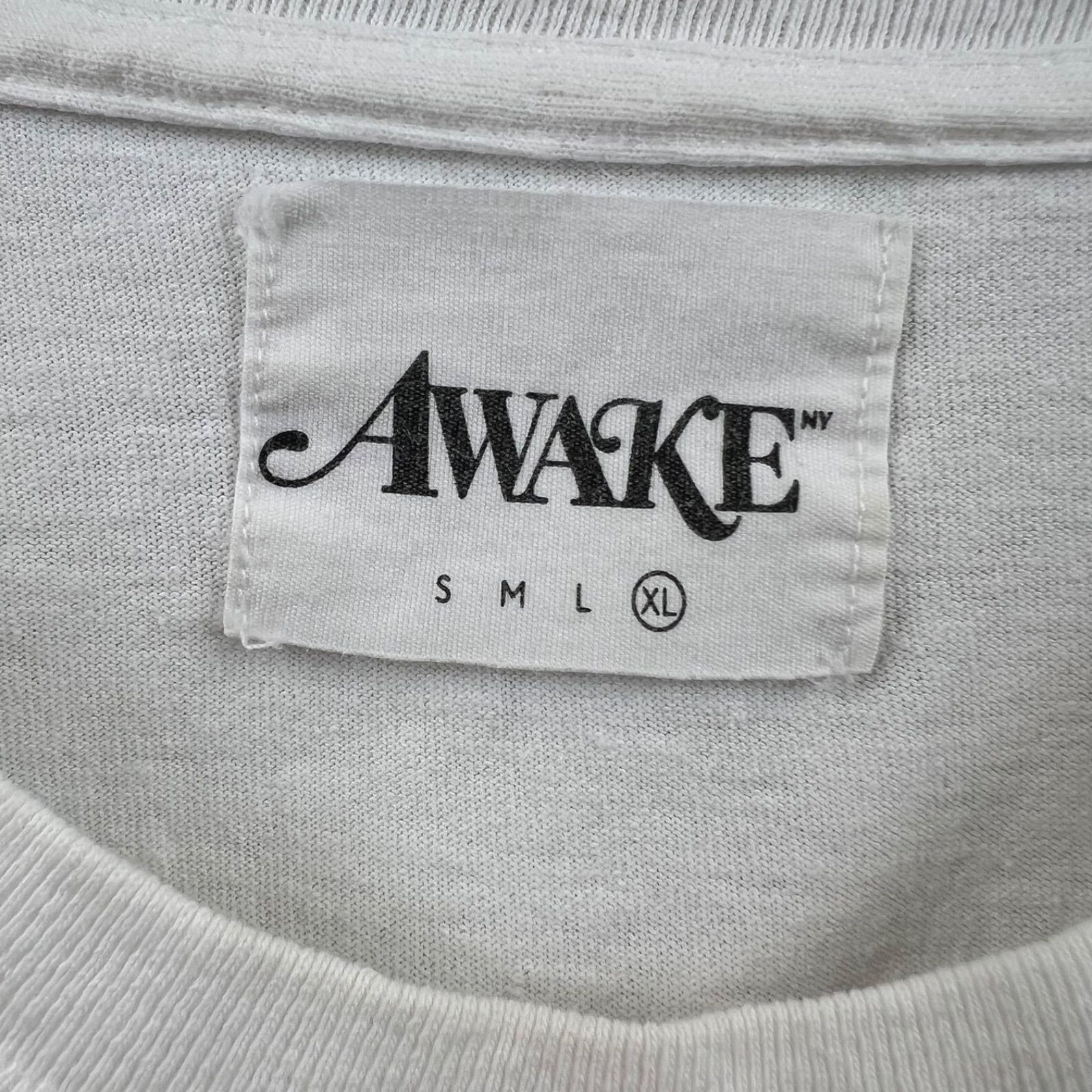 AWAKE NY ハンマー Tシャツ ブラック ホワイト ブランドロゴ Awake NY Printed Charm Logo Tee - Black – Kith
