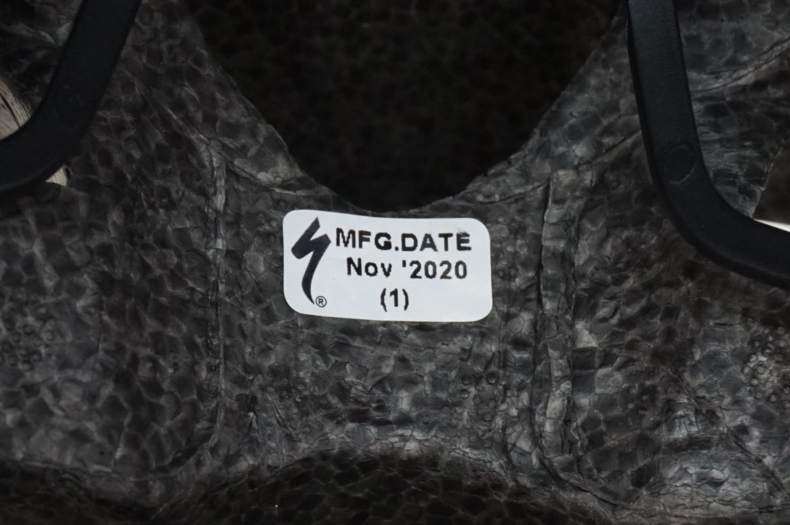 SPECIALIZED スペシャライズド