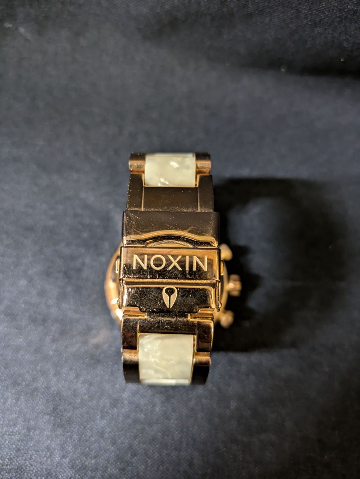 不動品】NIXON／ニクソン 42-20 Chrono クロノ ゴールド べっ甲 コンビ