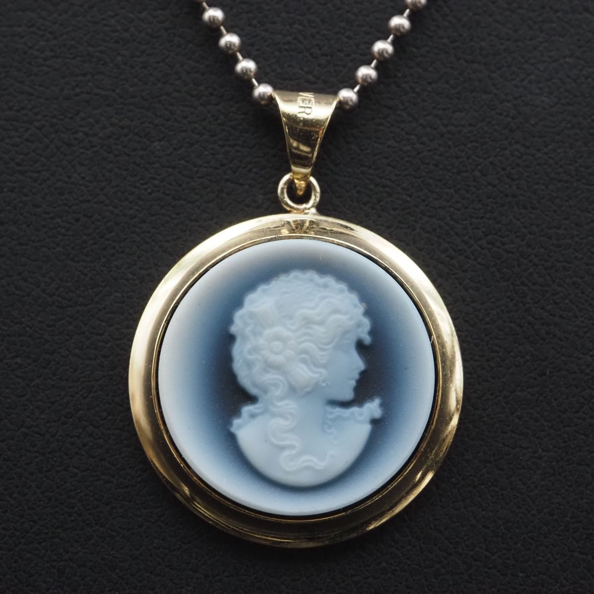 G452 ストーンカメオ ペンダント トップ 女性横顔 ゴールド デザイン チャーム ヘッド