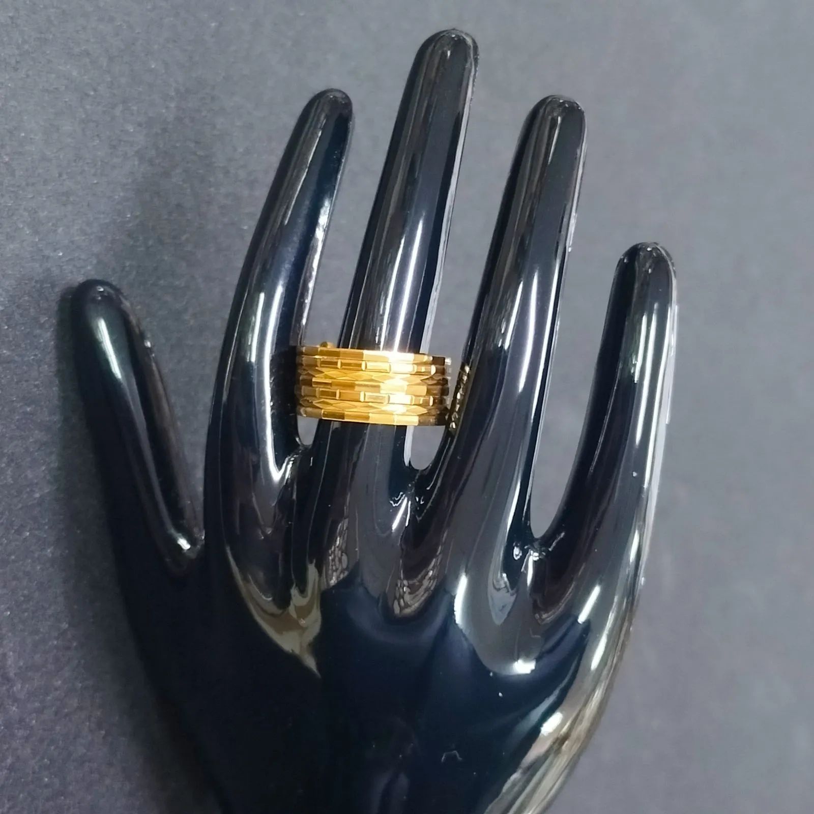 K18YG(18金イエローゴールド) セブンリング | Acquista su Mercari dal  