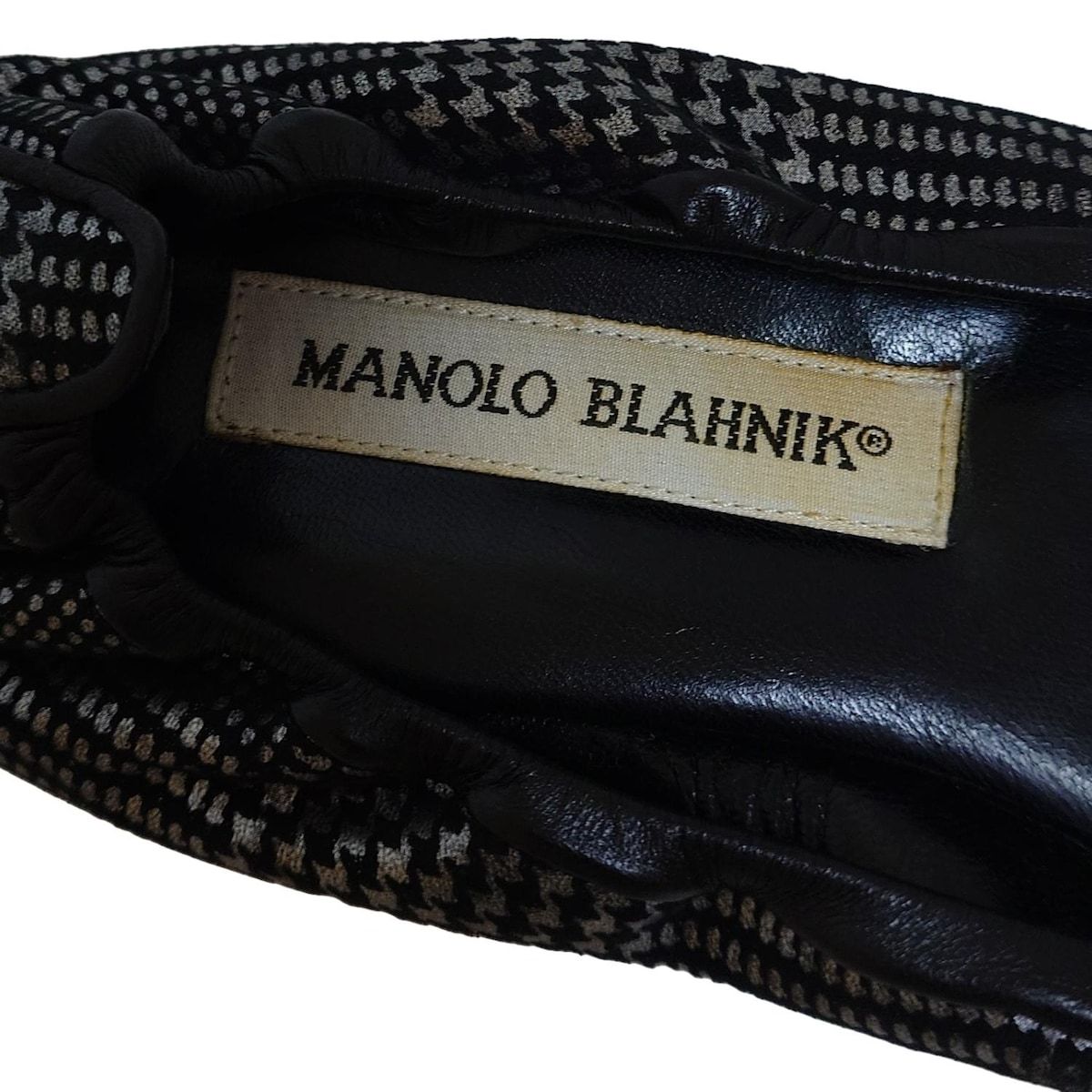  MANOLO BLAHNIK マノロブラニク フラットシューズ 38 レディース - 黒×シルバー 千鳥格子柄 レザー フラットシューズ バレエシューズ パンプス