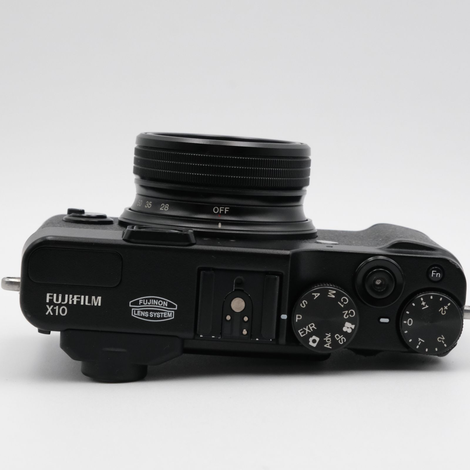 良品】Fujifilm X10 【F11で薄く写り込みあり】 いまさらですが 良品】Fujifilm X10 【F11で薄く写り込みあり】 いまさらですが