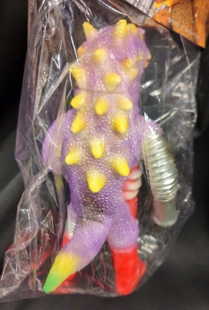 ヤモマーク ヤモマークの大怪獣シリーズ ヤモバズーカ 蓄光成型/紫