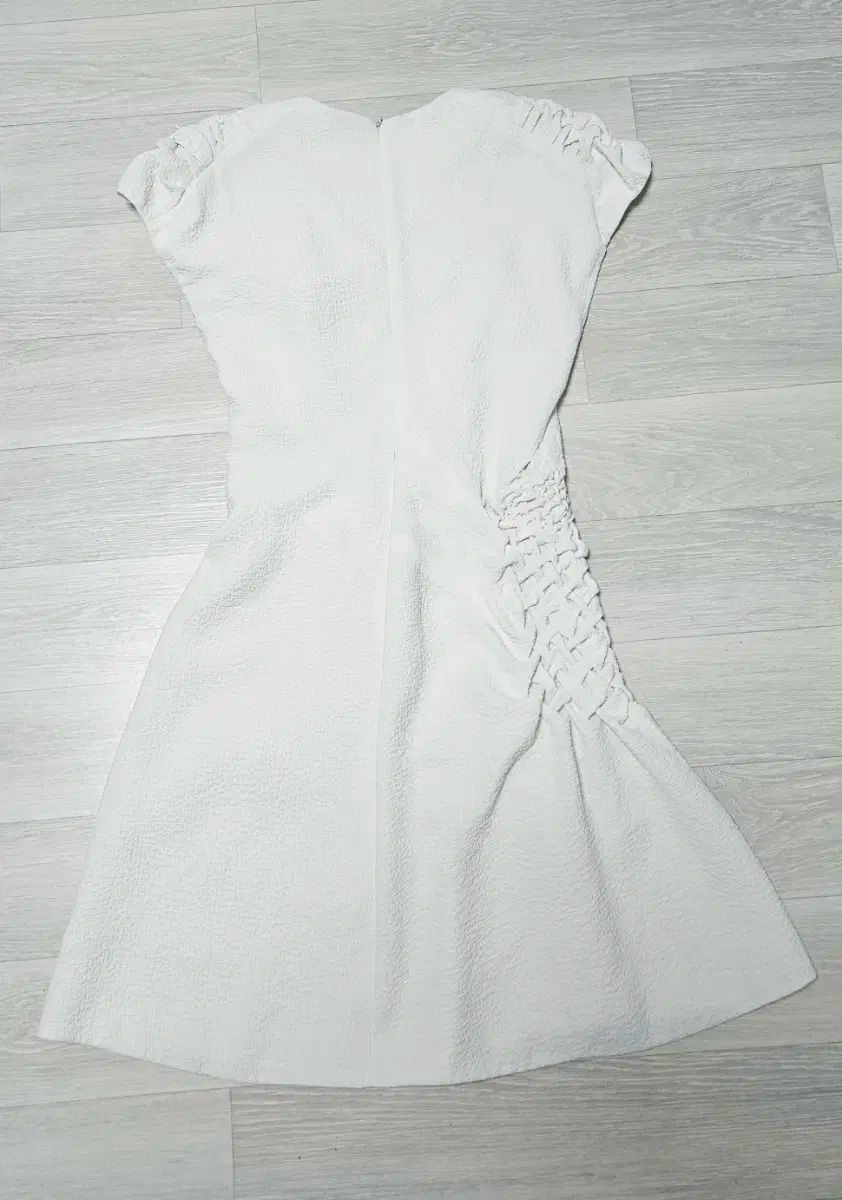 p3 1 Phillip Lim アイボリー シャーリング ミニ ワンピース 55 66 チゼル