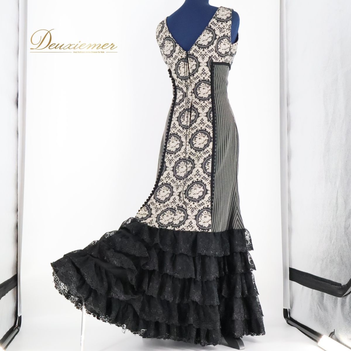 【中古】ソニア・ジョーンズ製 デザイナー1点物ワンピース 中古】ソニア・ジョーンズ製 デザイナー1点物ワンピース - メルカリ