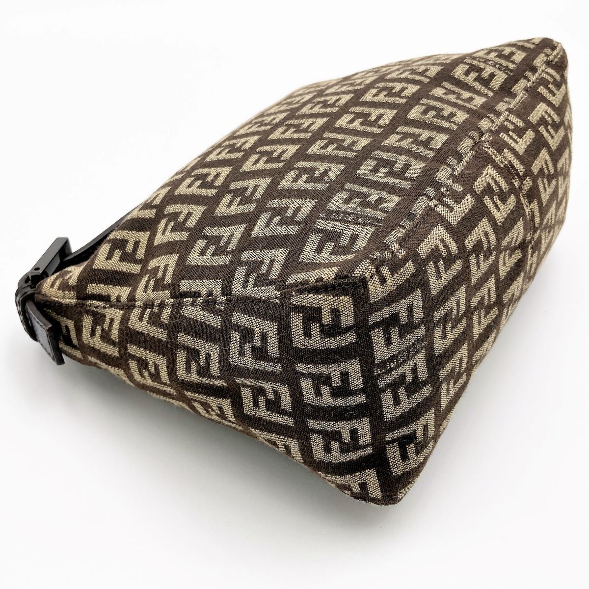 美品 FENDI フェンディ ズッキーノ ポーチ ハンドバッグ ミニバッグ 