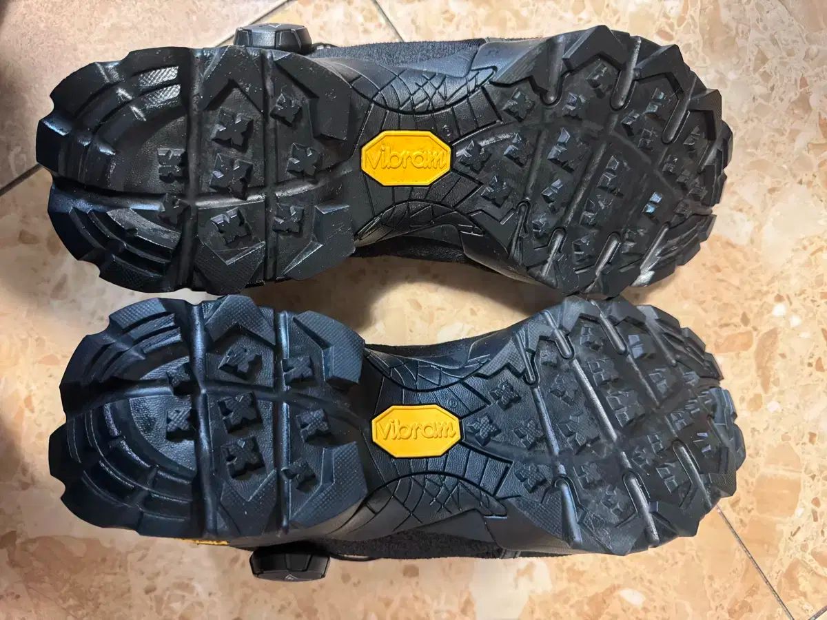 ミナ迷ルブラック 42