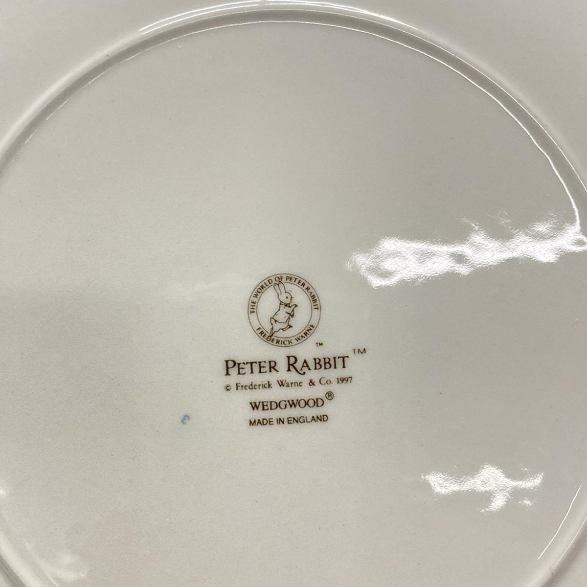 WEDG WOOD ウェッジウッド 食器 - 白×ライトブルー×マルチ 1998年 イヤープレート|PETER RABBIT NICORILABO_COM