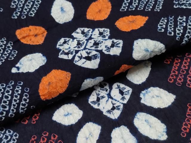 有松鳴海絞り 流水舞花文