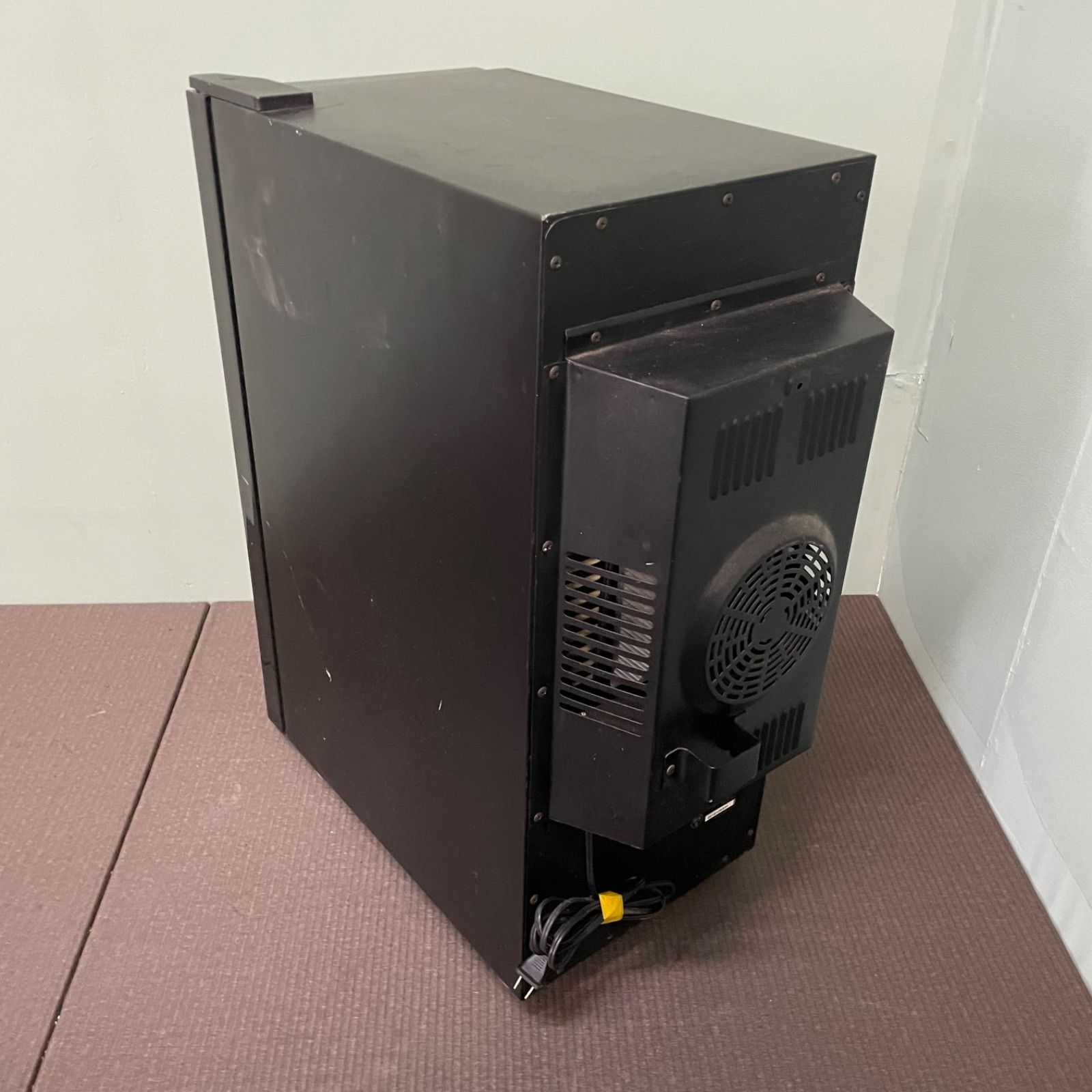 電子式ワインセラー