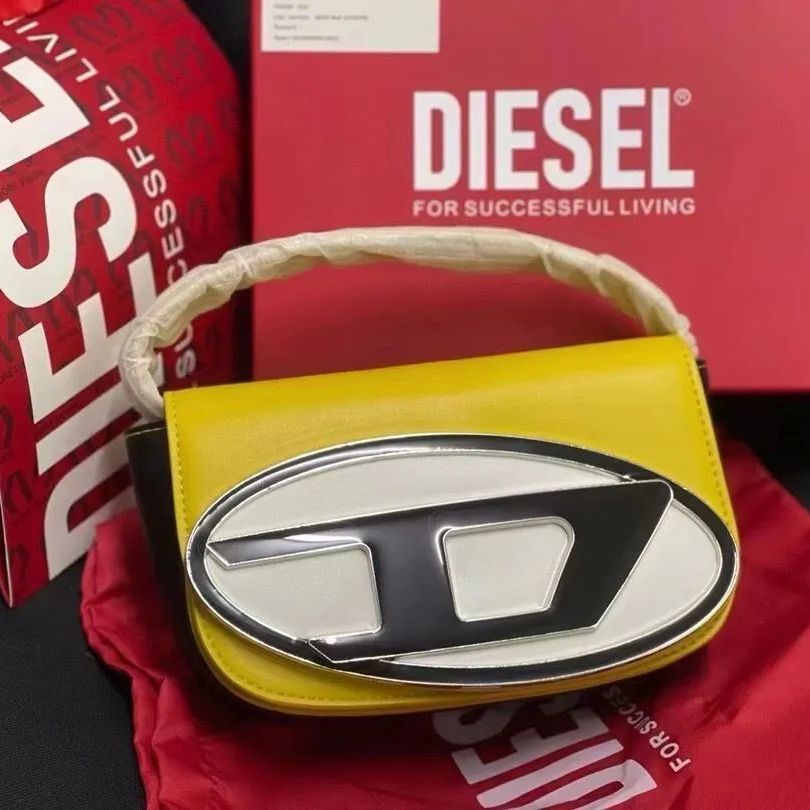 ［最終値下げ］DIESELディーゼル 1DR キャンバス ショルダーバッグ ハンドバッグ ボディバッグ  ディーゼル 1DR ミニショルダーバッグ