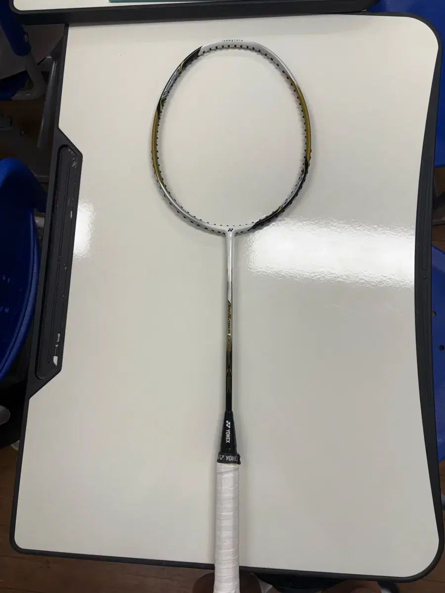 アークセイバー11 旧色 YONEX ボルトリック1DG YONEXアークセイバー11(旧色) ラケット