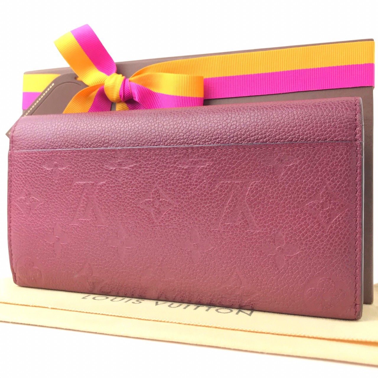 【極美品】【希少】ルイヴィトン☆長財布☆赤紫色☆モノグラム☆正規品☆M62213 極美品】【希少】ルイヴィトン☆長財布☆赤紫色☆モノグラム☆正規品