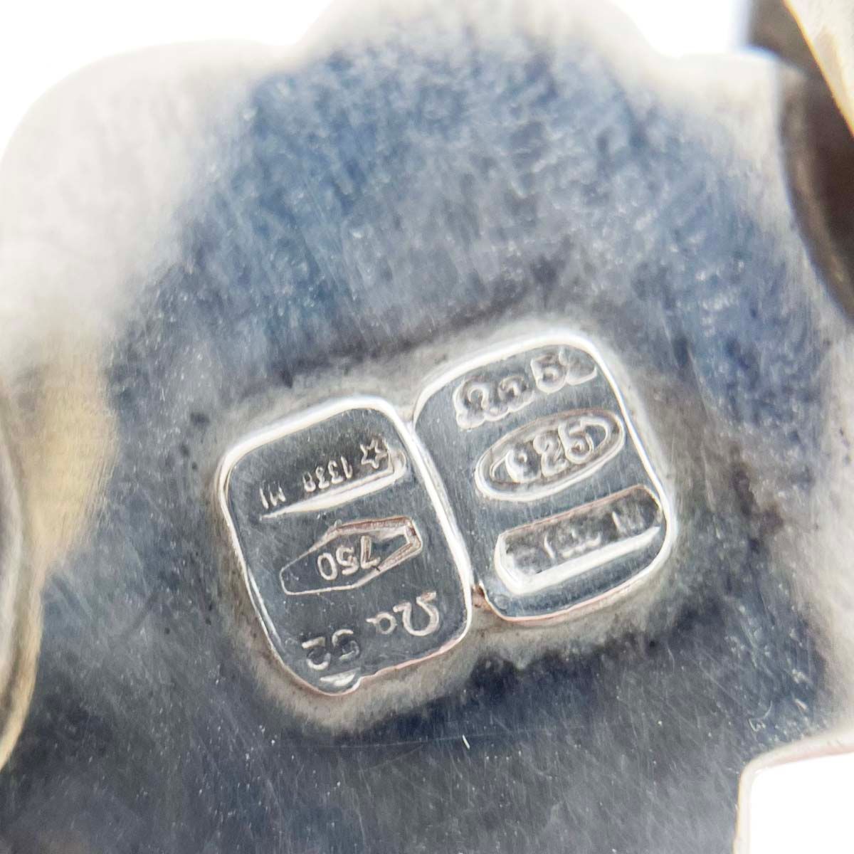 フォリフォリ Ωa.52 銀製品刻印925 ハート形イヤリング ラインストーン 