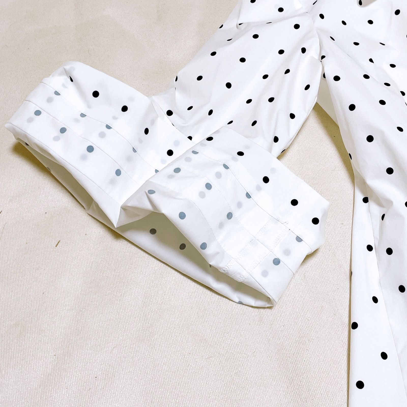 ボウタイ ベルスリーブ