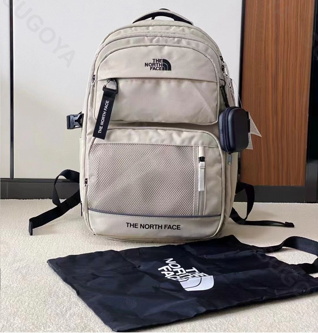 新品✨ THE NORTH FACE リュック 大容量 30l リュックサック ポーチ付き ザノースフェイス リュック ユニセックス バックパック アウトドア ベージュ レディース メンズ  おしゃれ 高校 中学 入学プレゼント 通学 通勤 合宿 旅行