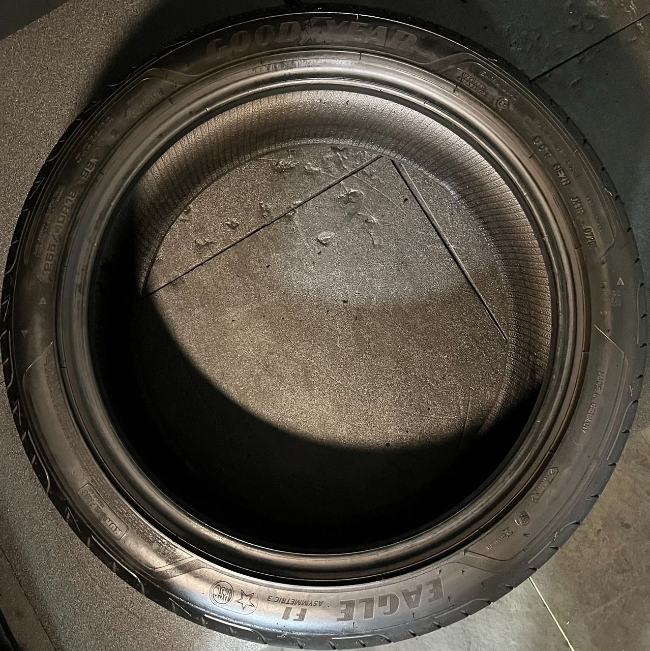 2020年製 約5.7～6分山 グッドイヤー GOODYEAR イーグル EAGLE F1 ASIMMETRIC 3 RSC ランフラット 255|40R18 2本 送料無料 h_587 FFCRYSTALESIA_COM