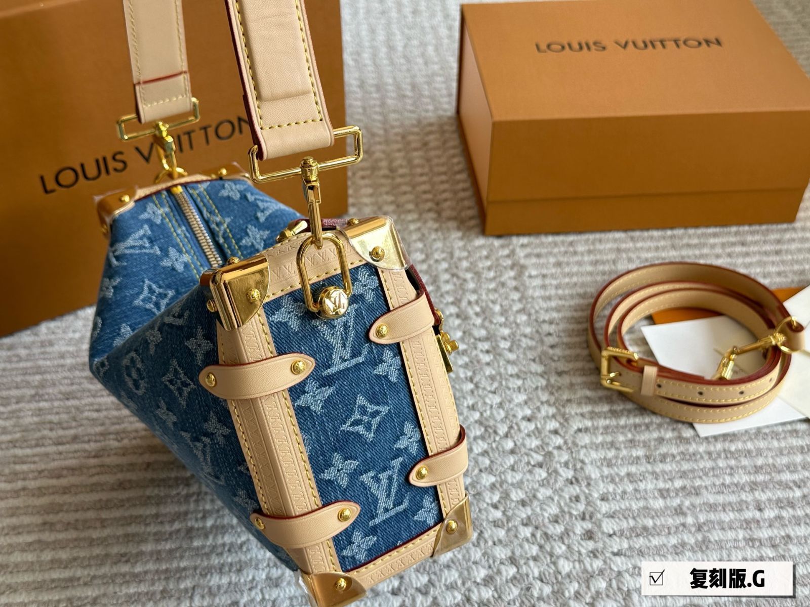 lv-box-or-26-355-1.jpg