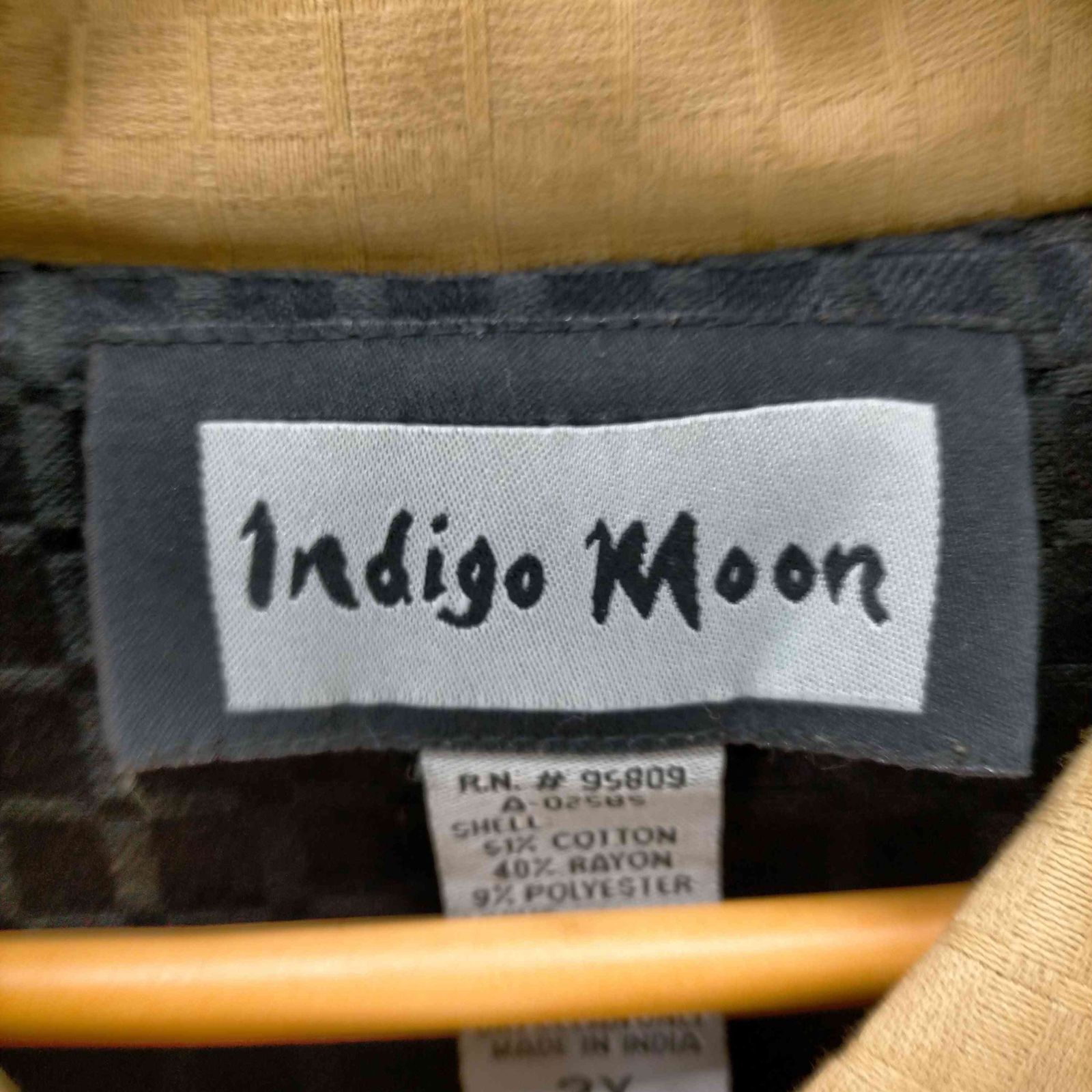 USED古着(ユーズドフルギ) INDIGO MOON フラワー刺繍ジャケット レディース  2X 中古 古着 1223 ユーズドフルギ USED古着 INDIGO MOON フラワー刺繍ジャケット