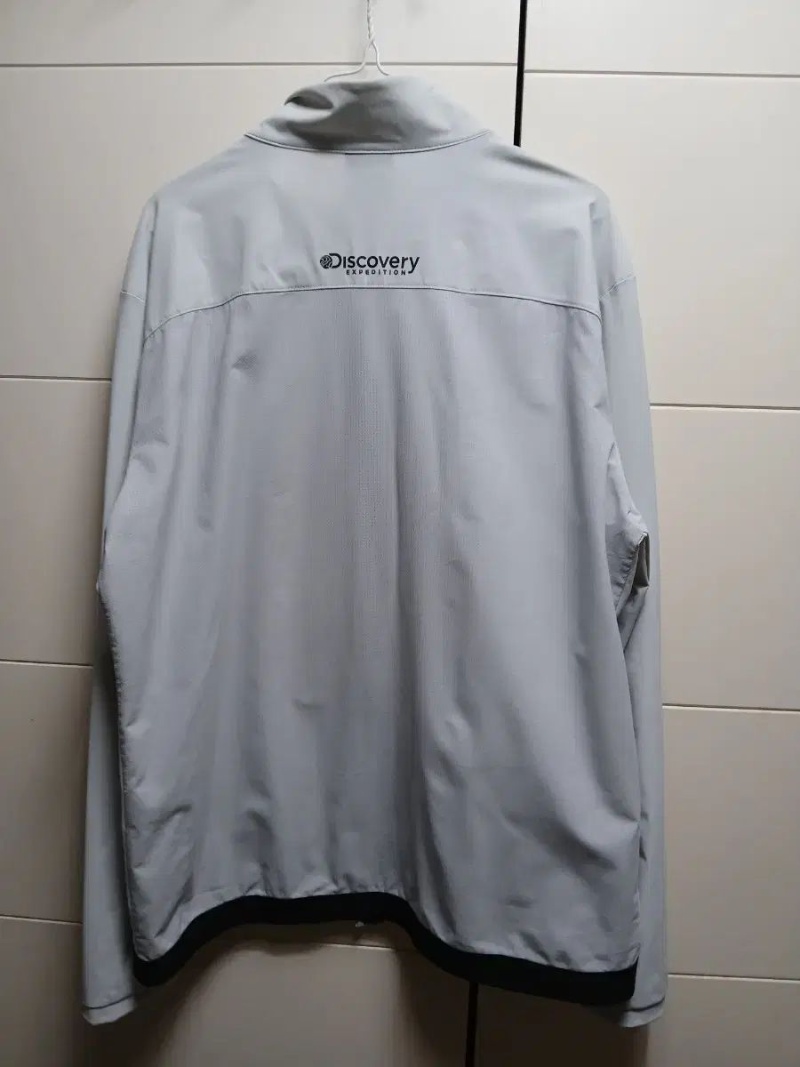 1102XL ウィンドブレーカー