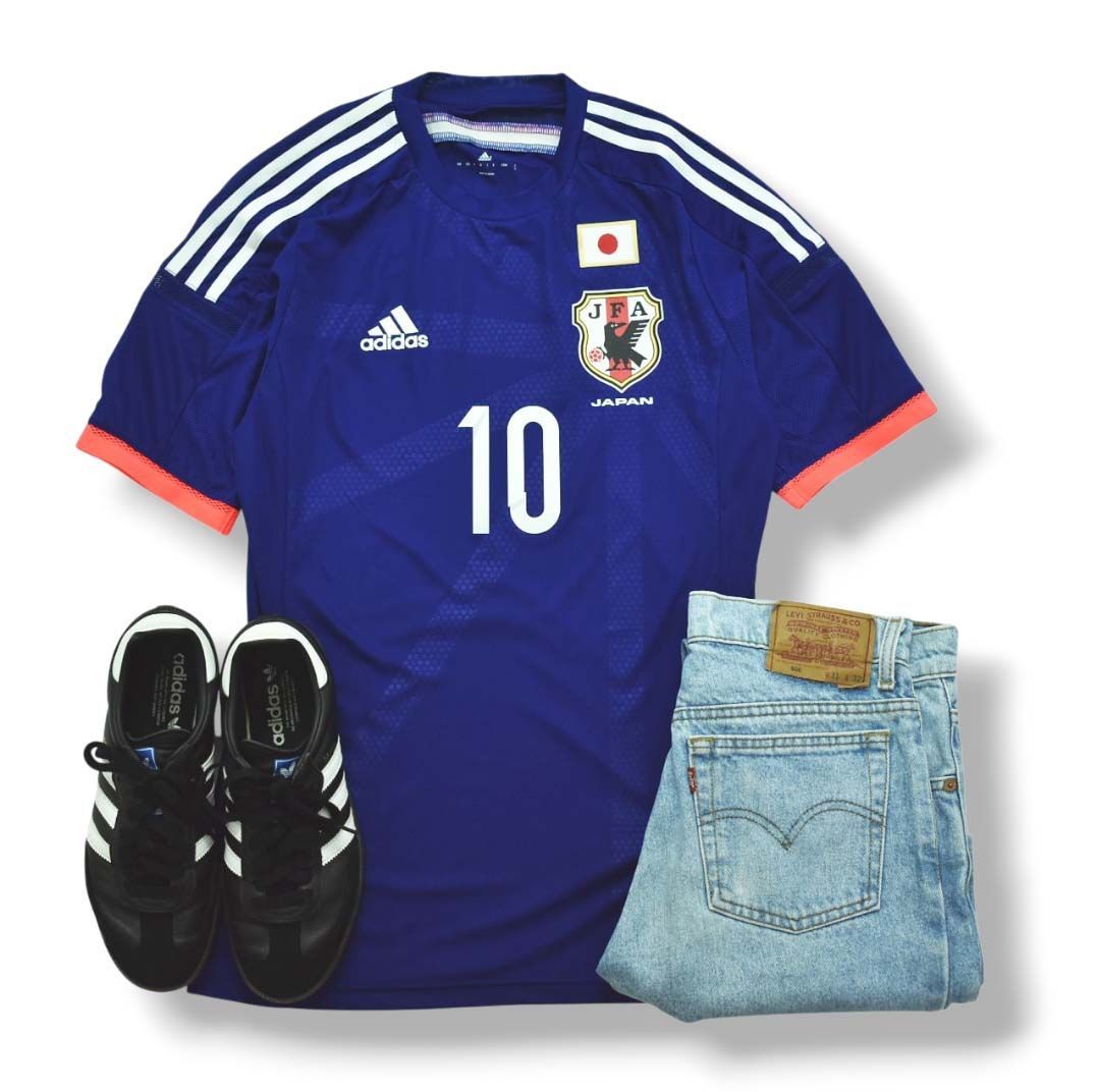 ADIDAS 2014 日本代表ユニフォーム #10 香川真司 「円陣」 画像】日本