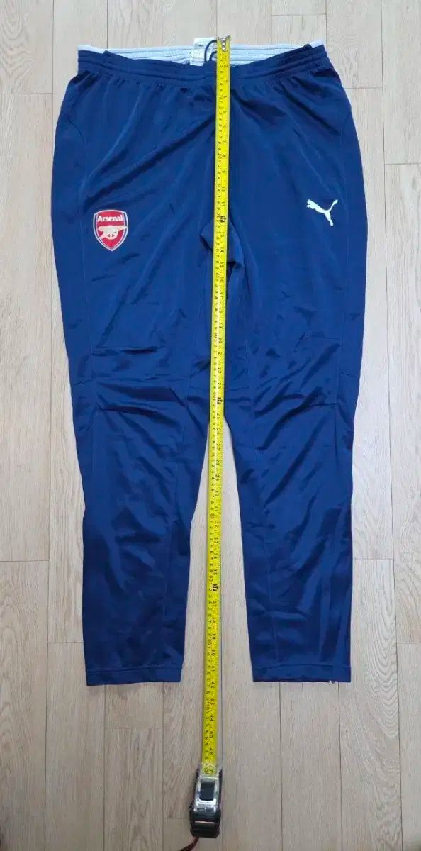 【未使用】アーセナル　トレーニングトップ　XL　ネイビー　プーマ　PUMA 未使用 Puma アーセナル トレーニングシャツ XL 青 未使用】アーセナル