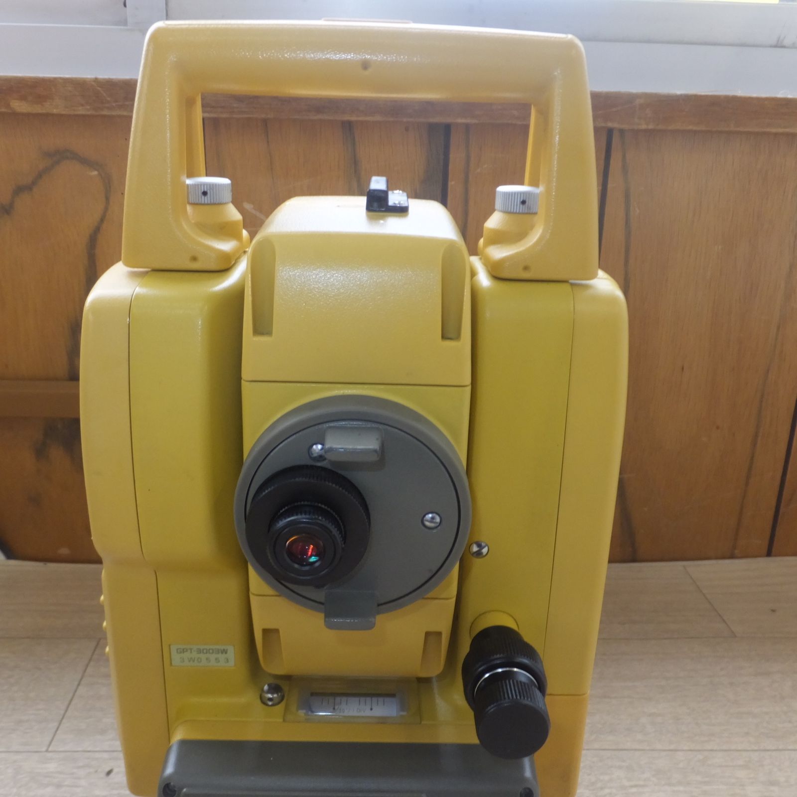 TOTAL STATION